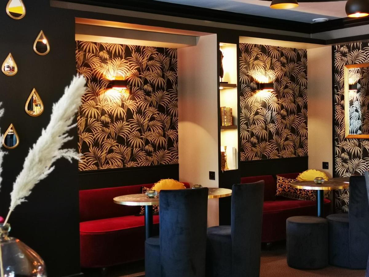Le Boeuf Couronne - Hotel & Restaurant Chartres- Logis Hotels エクステリア 写真
