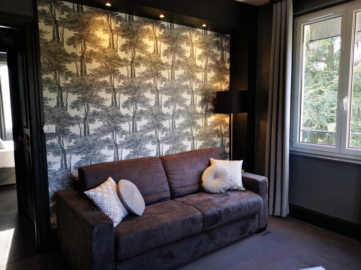 Le Boeuf Couronne - Hotel & Restaurant Chartres- Logis Hotels エクステリア 写真
