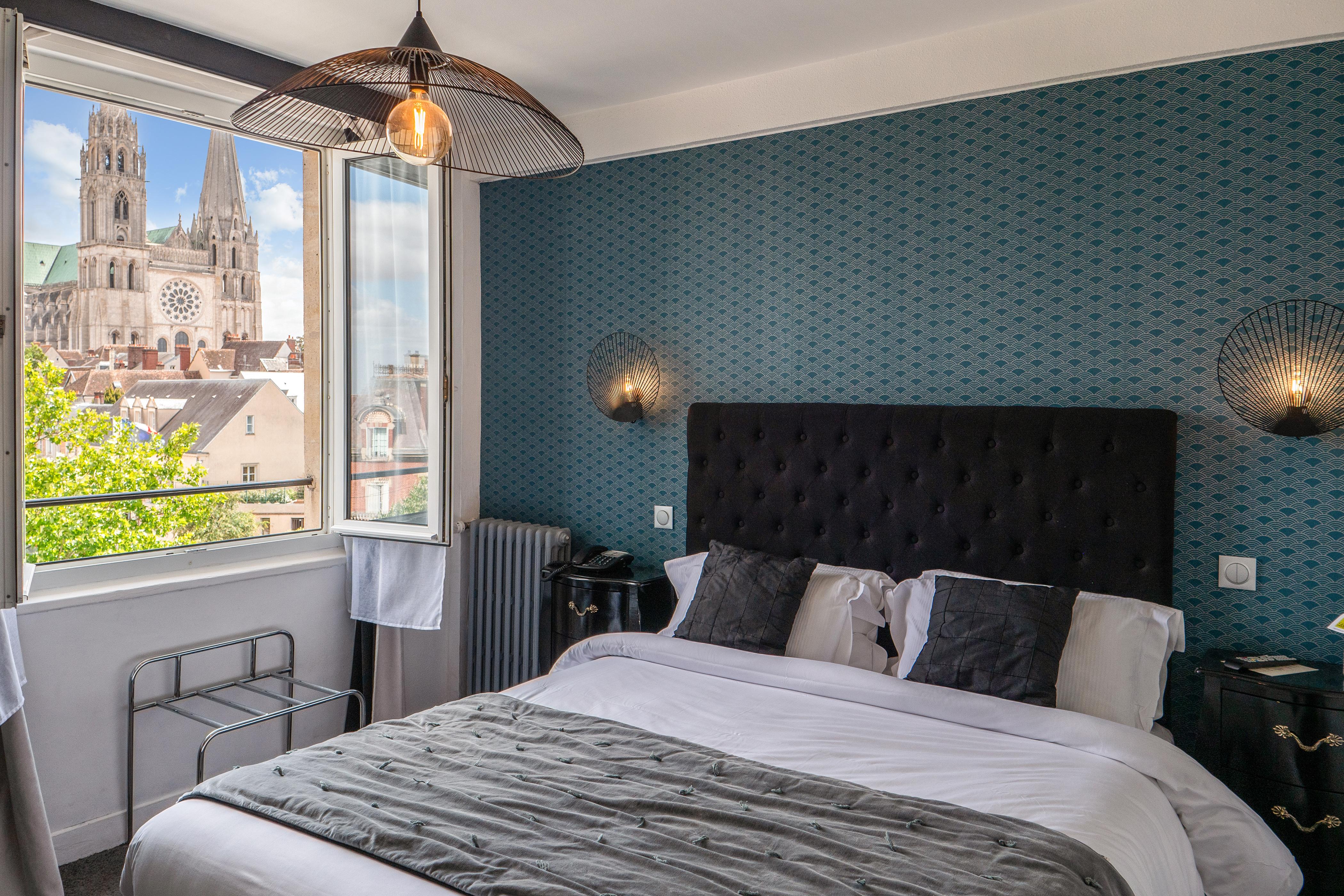 Le Boeuf Couronne - Hotel & Restaurant Chartres- Logis Hotels エクステリア 写真