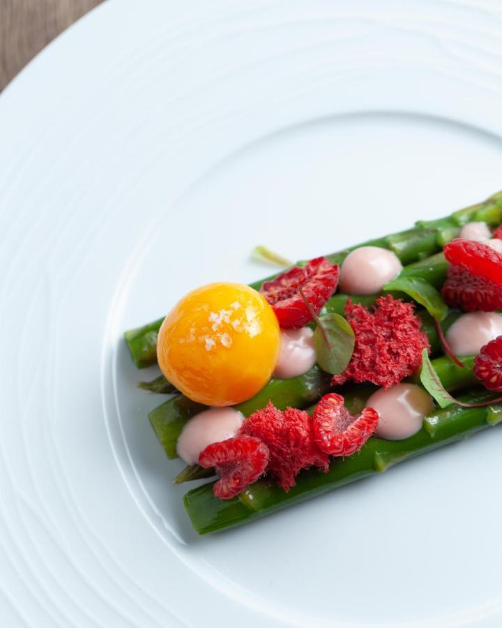 Le Boeuf Couronne - Hotel & Restaurant Chartres- Logis Hotels エクステリア 写真