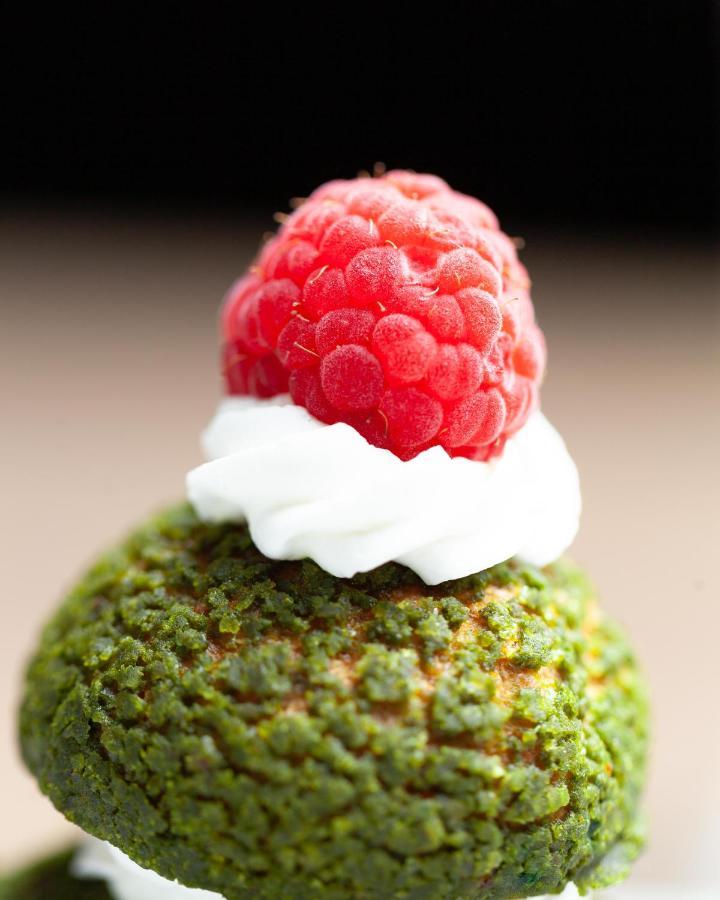 Le Boeuf Couronne - Hotel & Restaurant Chartres- Logis Hotels エクステリア 写真