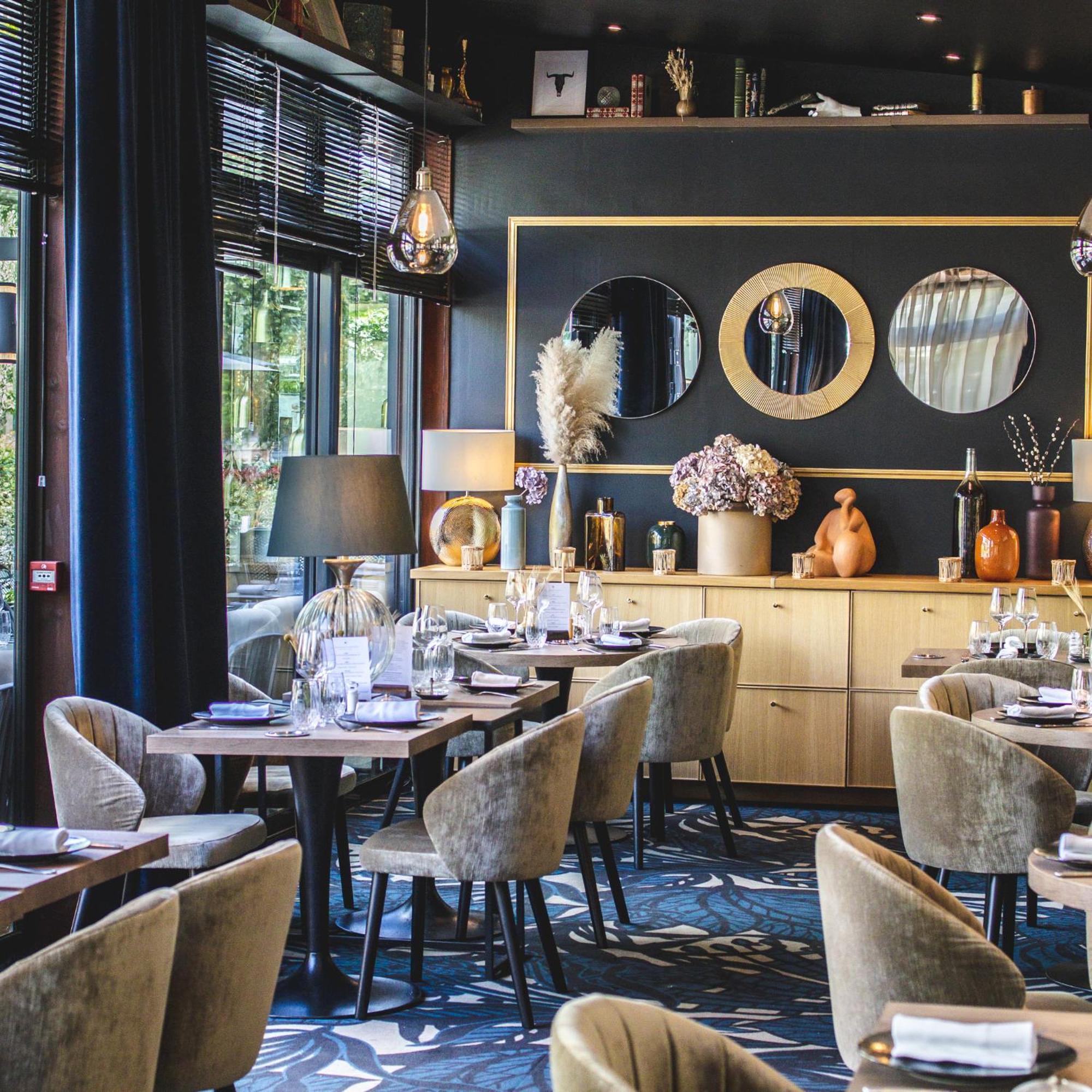 Le Boeuf Couronne - Hotel & Restaurant Chartres- Logis Hotels エクステリア 写真